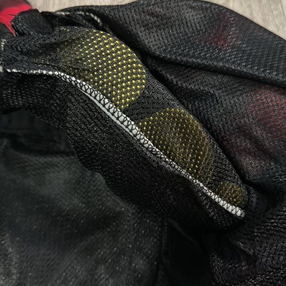 Noru red and black checkered riding shirt with armor men’s sz XL - Picture 3 of 10